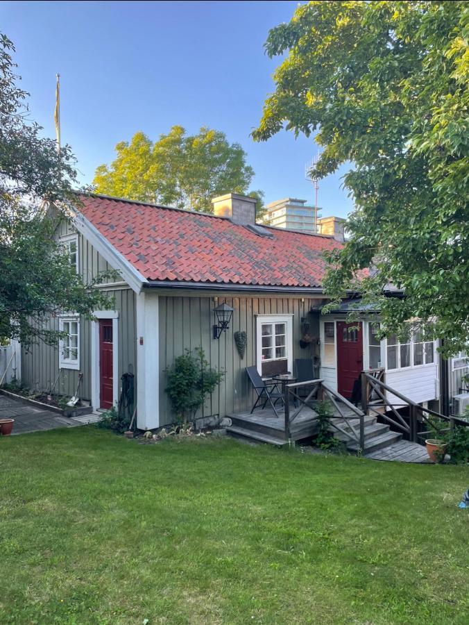Appartement Lagenhet I Norrtälje Extérieur photo